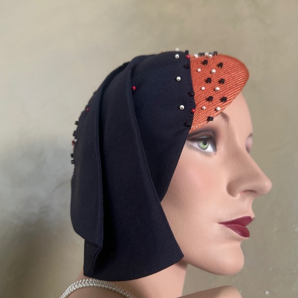 SUPERB DESIGNER 1950s' ORANGE STRAW & NAVY GROSGRAIN HAT+  BEADS - Picture 9 of 12